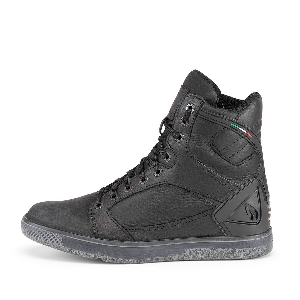motorcycle boots | Forma Hyper Dry womens black urban city street