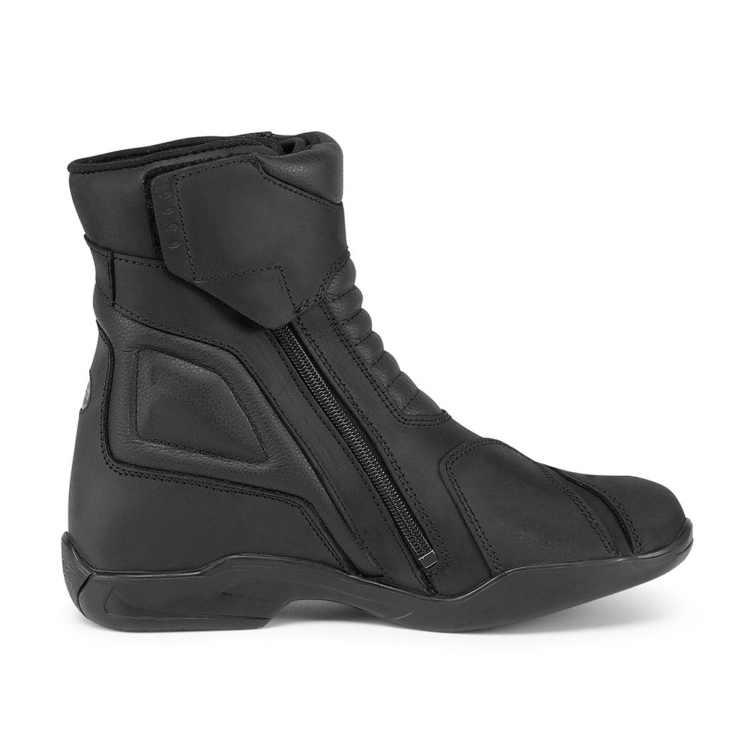 Forma boots latino touring short low ankle double zip black footwear